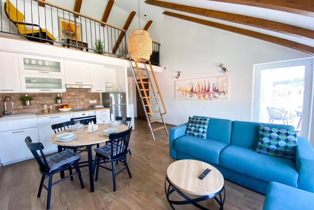 Apartment Spinnaker Luxury